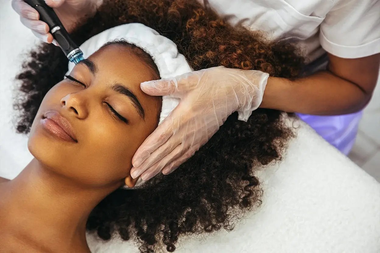 AAD - Hydrafacial -  Banner copy