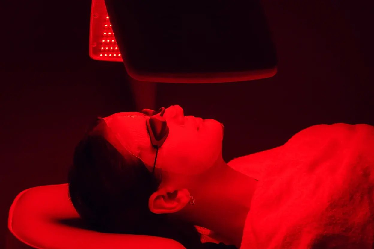 AAD - LED Light Therapy - Banner copy