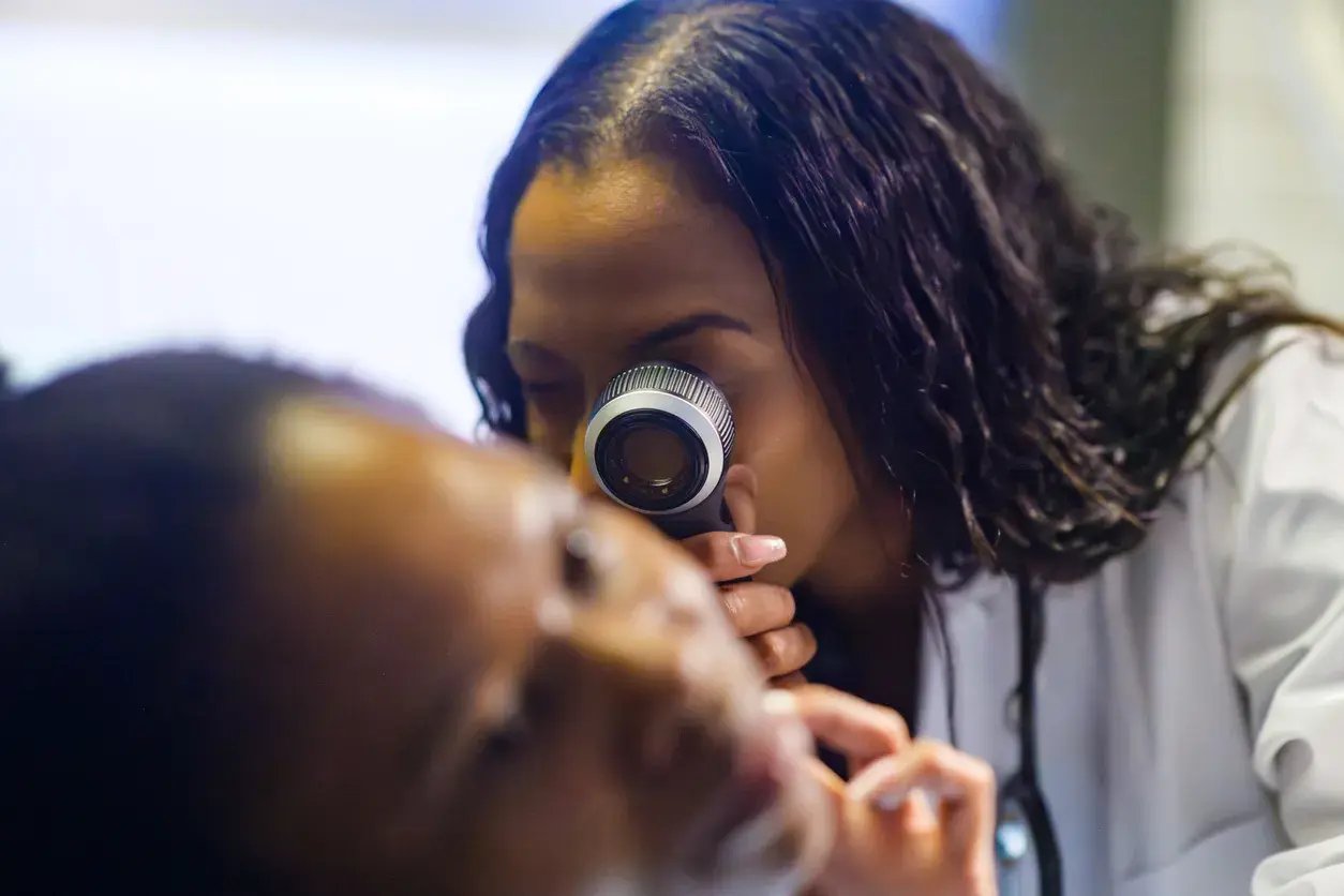 Skin Cancer - Treatments - Hero_istockphoto-2149107404-2048x2048